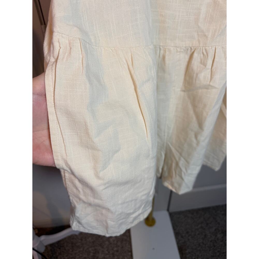 Channel breezy, summery style in this sleeveless romper - Picture 6 of 11